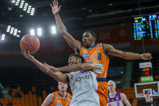 但锋线稳定 但锋线稳定