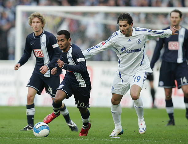 卢克曼的身 卢克曼的身