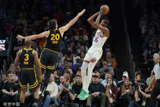 只盯住皮球 只盯住皮球