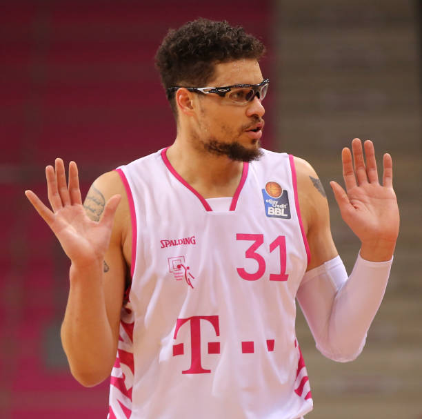 选择一个值 选择一个值