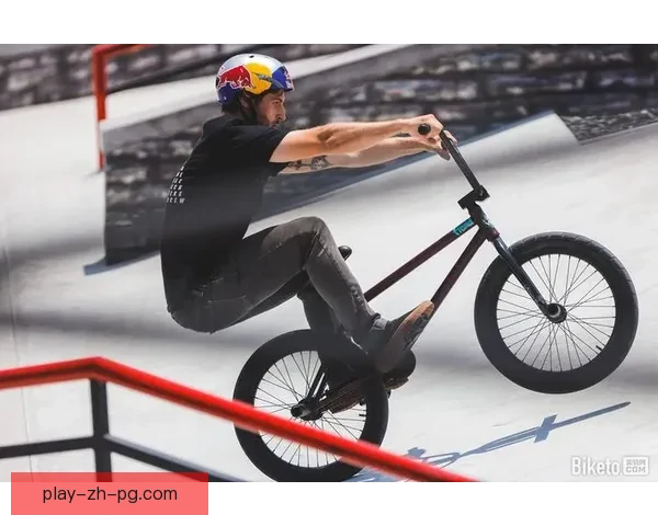 BMX冠军魅力无限：揭秘背后的极限生活