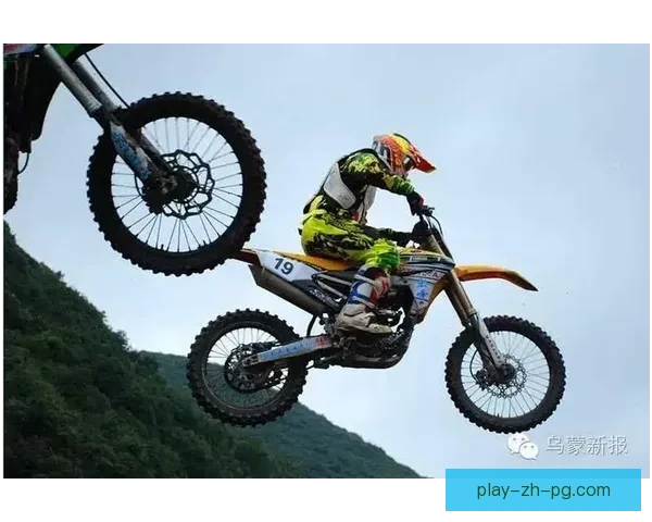 山地车世界纪录:泰坦飞车,创造速度与激情 山地车世界纪录:泰坦飞车,创造速度与激情