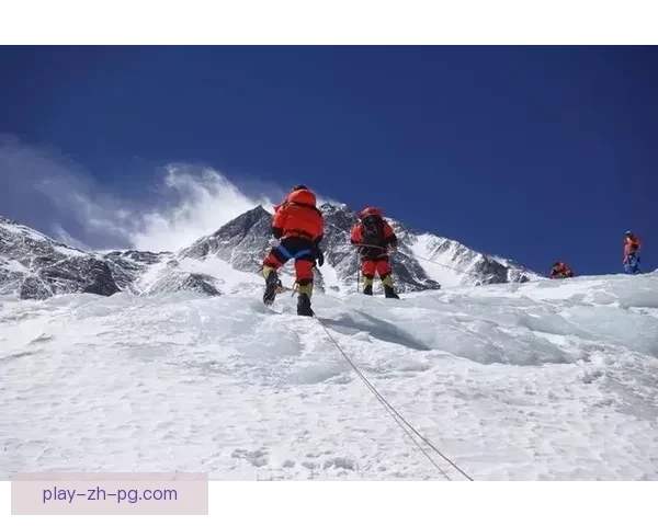 攀登高峰：突破登山世界纪录的壮举