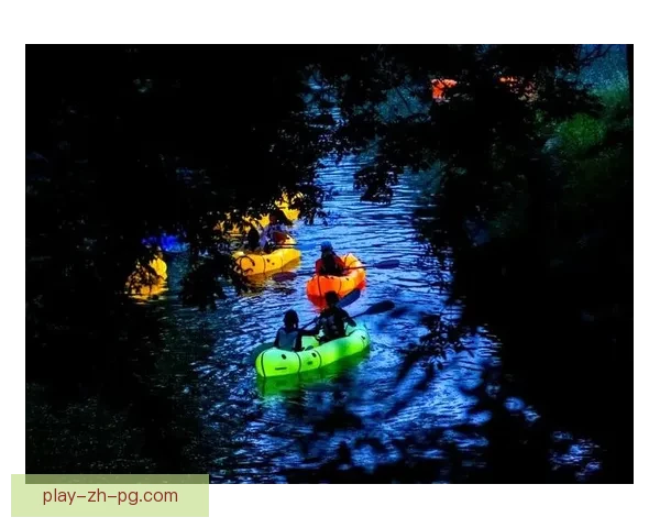 皮划艇技巧大揭秘：水上冒险者的必备指南