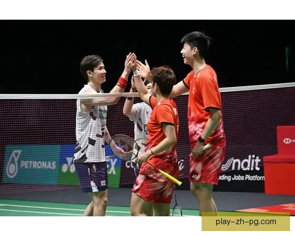 羽毛球杯赛:挥拍激战,争夺冠军荣耀 羽毛球杯赛:挥拍激战,争夺冠军荣耀