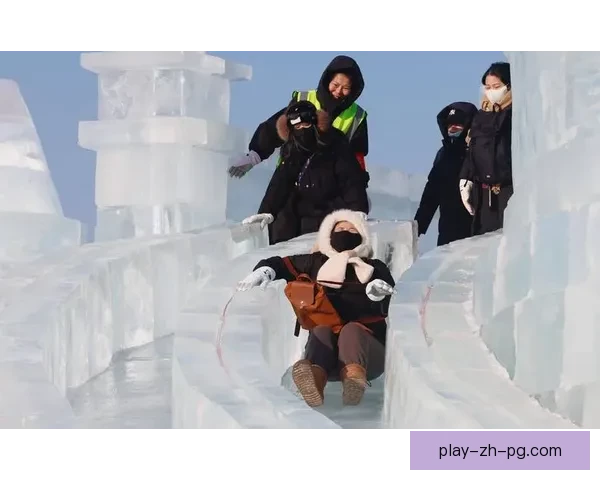 精彩纷呈的冰雪挑战赛